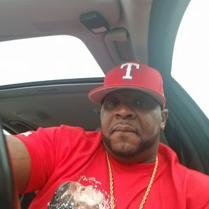 Meet your Posher, Theo